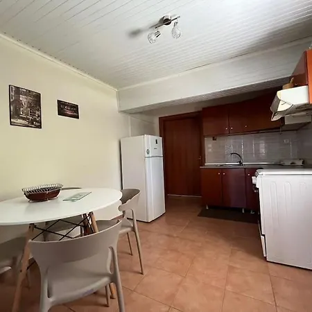 Апартаменты Daras House