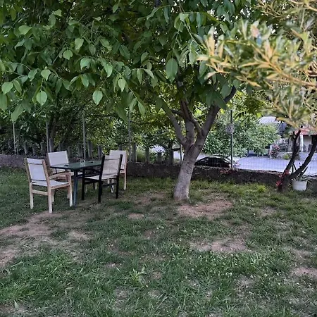 Daras House Apartmán *